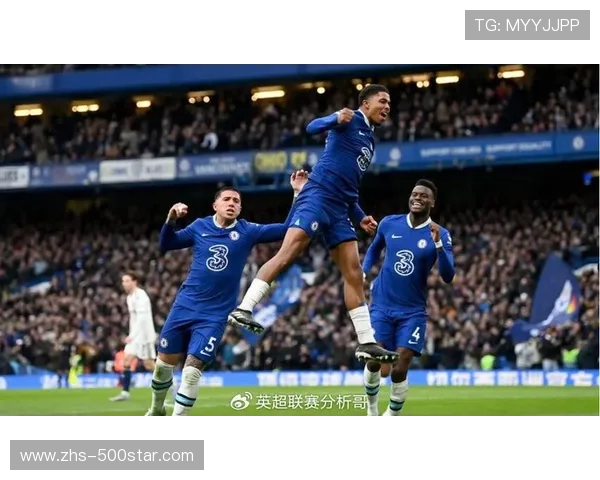 切尔西1-1战平阿森纳，十人蓝军凭借角球攻势顽强守和